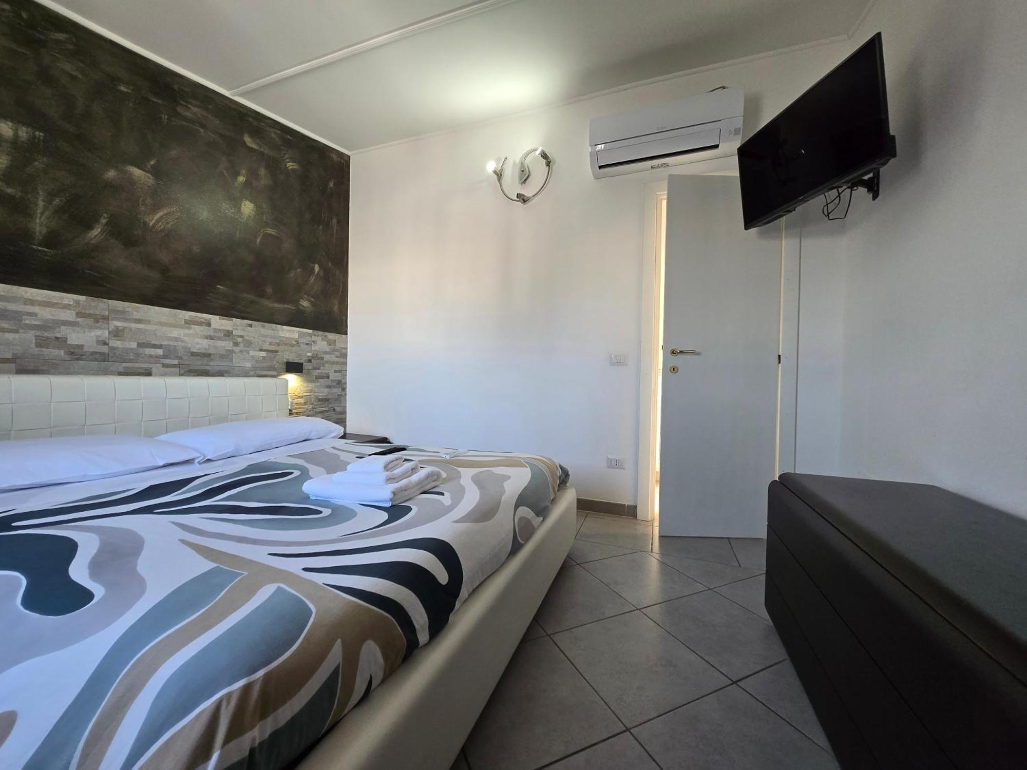 B&B Fr House Affittacamere กอลเลแฟร์โร ภายนอก รูปภาพ